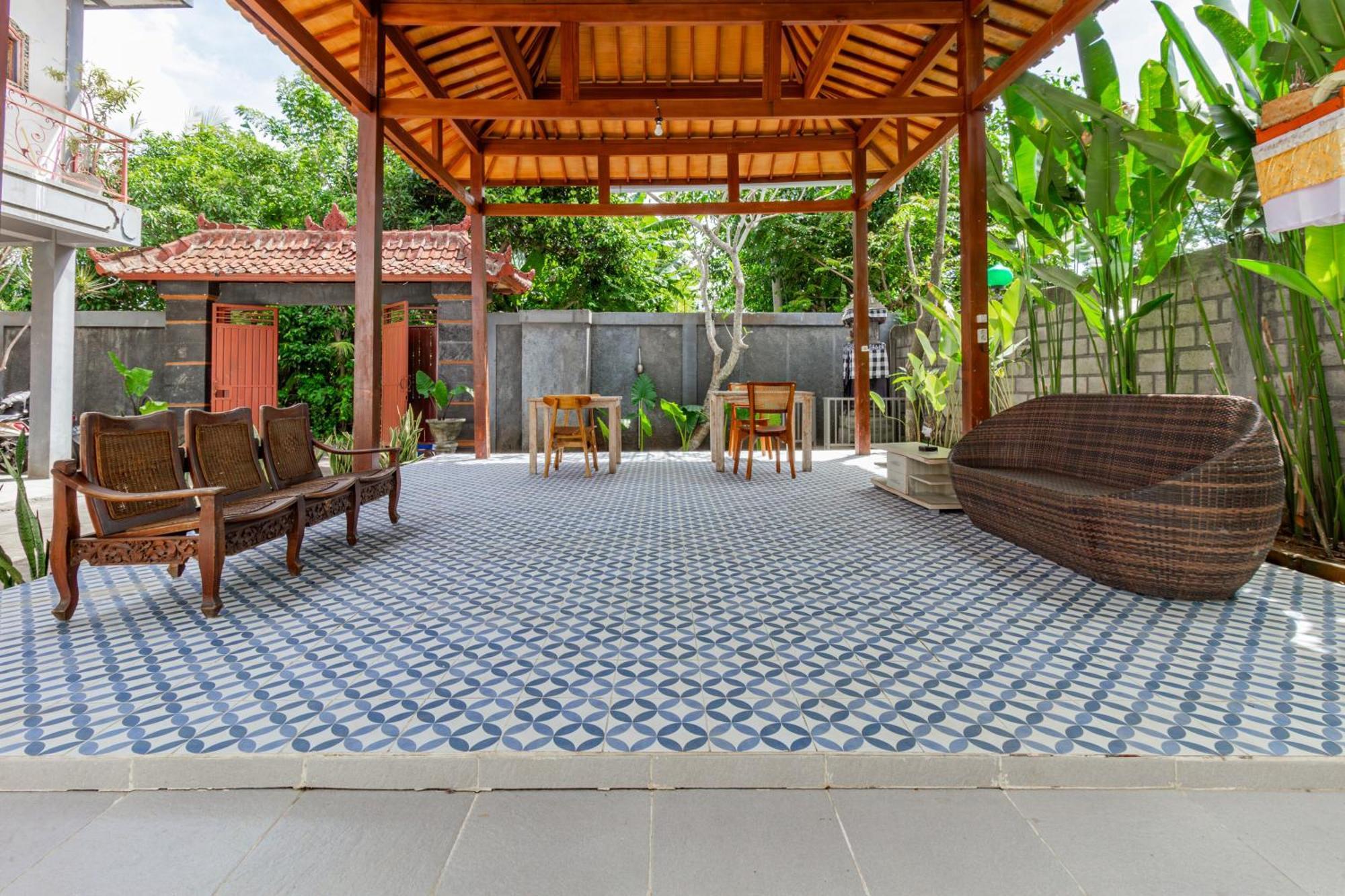 Capital O 93944 Geweka Homestay Jimbaran  Bagian luar foto